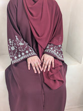Load image into Gallery viewer, Sidra Handwork Abaya
