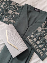 Load image into Gallery viewer, Sidra Handwork Abaya
