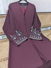 Load image into Gallery viewer, Sidra Handwork Abaya
