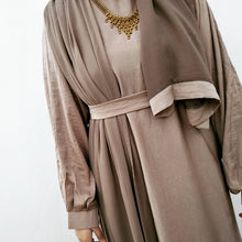 Load image into Gallery viewer, Liyana abaya
